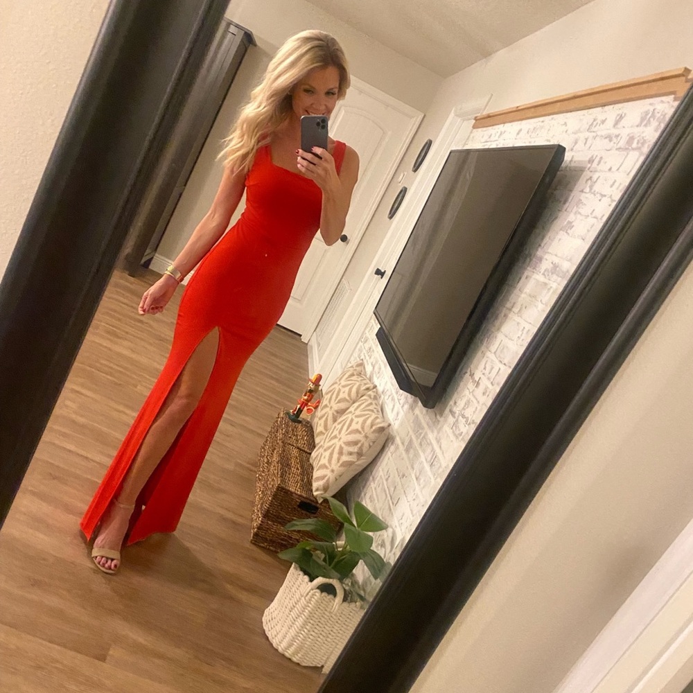 Red dress - Formal.